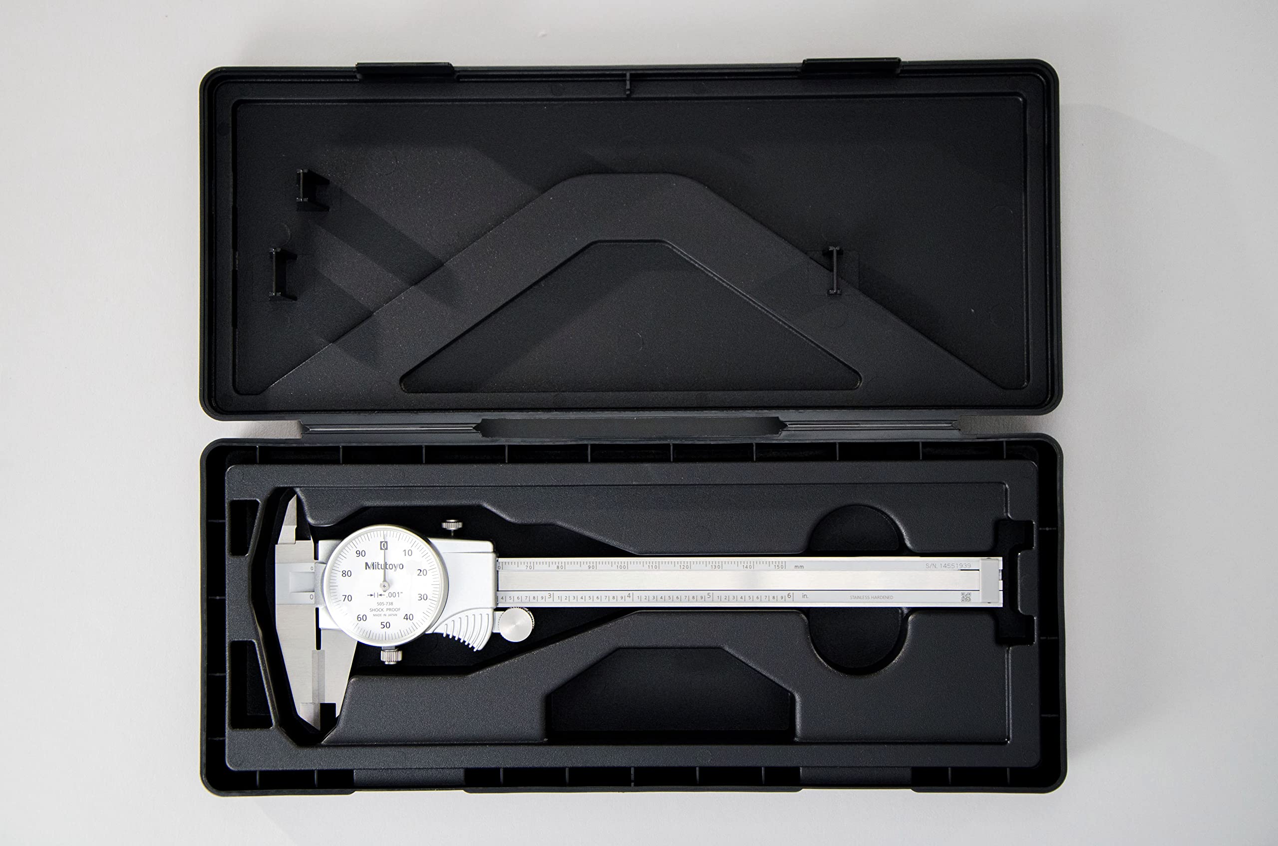 Mitutoyo 505-738 Dial Caliper with Carbide-Tipped Jaws, 0-6", 0.1"/Revolution